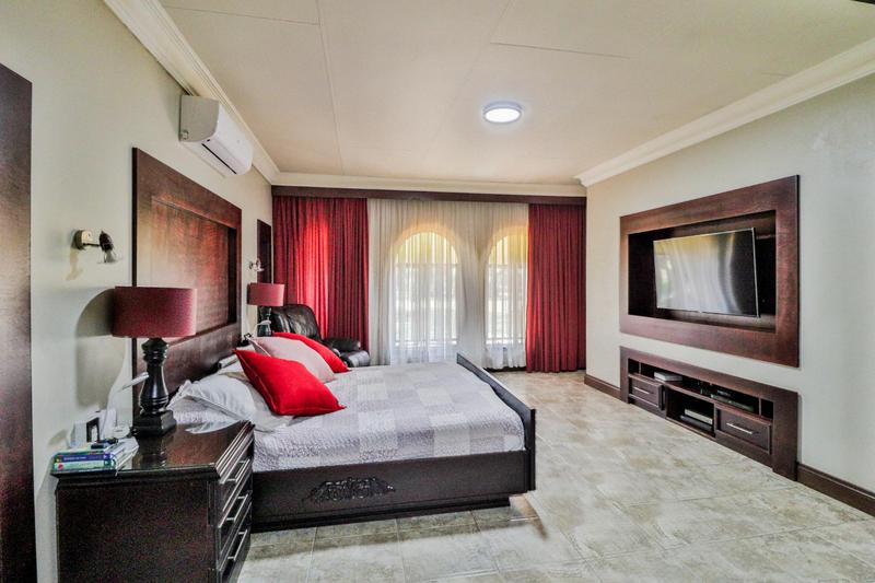 14 Bedroom Property for Sale in Andeon Gauteng