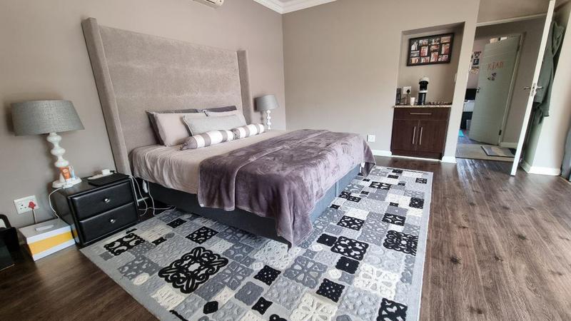4 Bedroom Property for Sale in Midstream Estate Gauteng