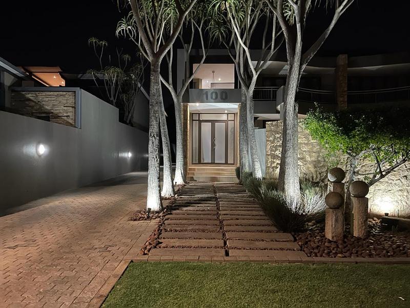6 Bedroom Property for Sale in Midstream Estate Gauteng