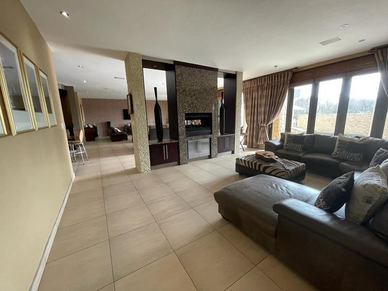 6 Bedroom Property for Sale in Midstream Estate Gauteng