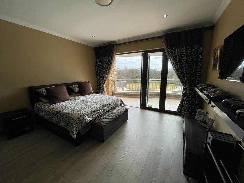 6 Bedroom Property for Sale in Midstream Estate Gauteng
