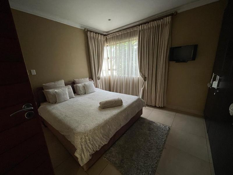 6 Bedroom Property for Sale in Midstream Estate Gauteng