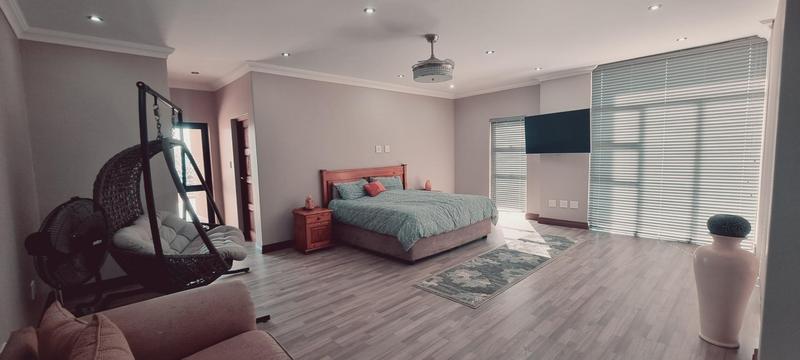5 Bedroom Property for Sale in Midstream Hill Gauteng