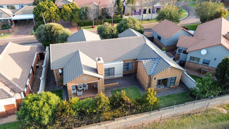 4 Bedroom Property for Sale in Retire at Midstream Gauteng