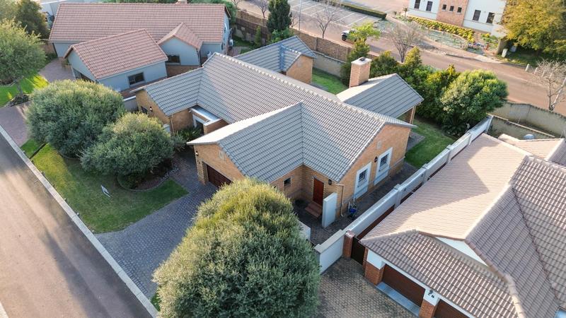 4 Bedroom Property for Sale in Retire at Midstream Gauteng