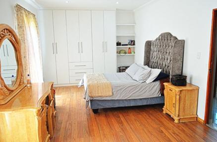 4 Bedroom Property for Sale in Alberante Gauteng