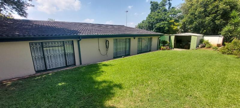 5 Bedroom Property for Sale in Kibler Park Gauteng