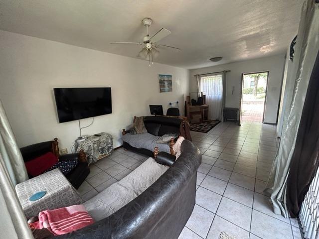 2 Bedroom Property for Sale in Raceview Gauteng