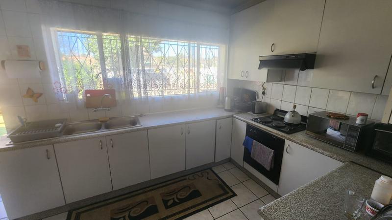 4 Bedroom Property for Sale in Raceview Gauteng