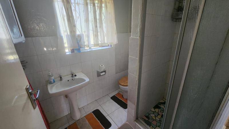 4 Bedroom Property for Sale in Raceview Gauteng