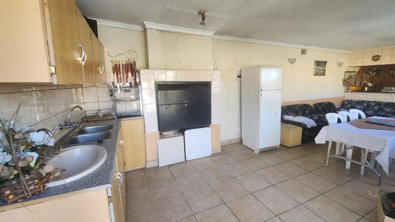 4 Bedroom Property for Sale in Raceview Gauteng