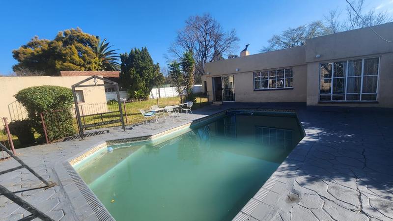 4 Bedroom Property for Sale in Raceview Gauteng