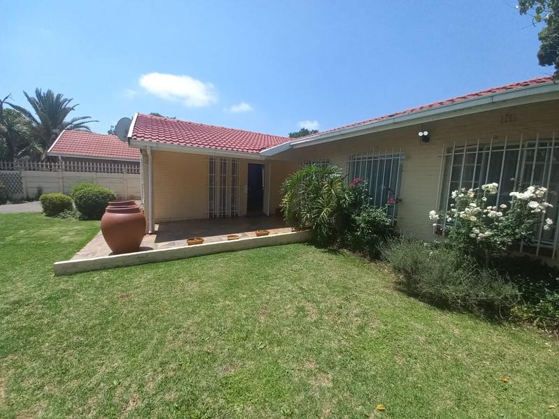 3 Bedroom Property for Sale in Florida Lake Gauteng