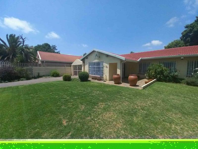 3 Bedroom Property for Sale in Florida Lake Gauteng