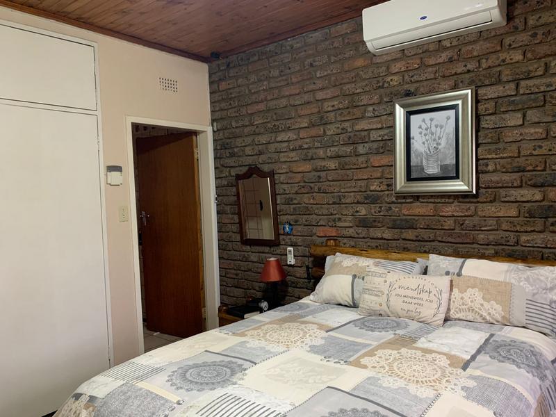 4 Bedroom Property for Sale in Vanderbijlpark SE 6 Gauteng