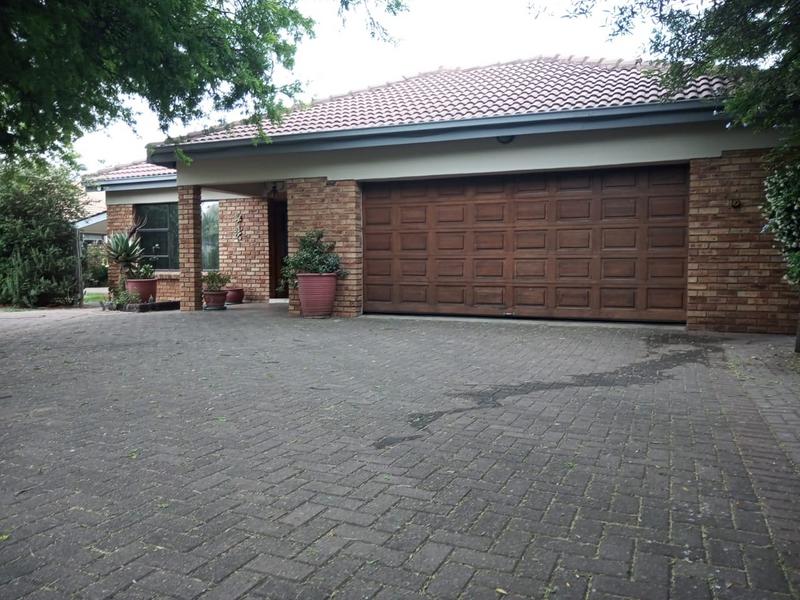 3 Bedroom Property for Sale in Vanderbijlpark SE 8 Gauteng