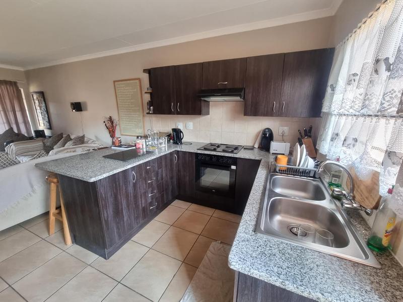 2 Bedroom Property for Sale in Meyerton Central Gauteng