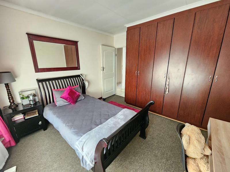 3 Bedroom Property for Sale in Meyerton Central Gauteng