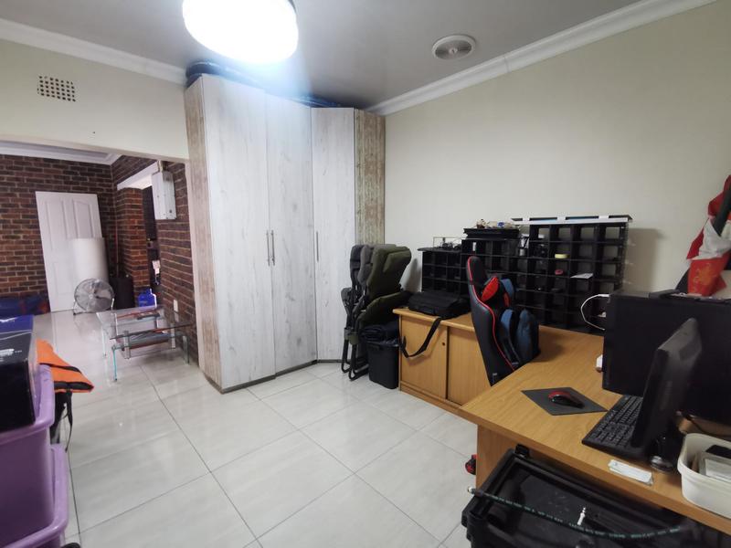 6 Bedroom Property for Sale in Meyerton Central Gauteng