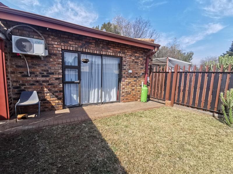 6 Bedroom Property for Sale in Meyerton Central Gauteng