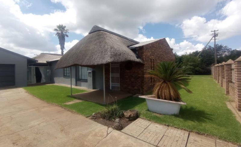 3 Bedroom Property for Sale in Riversdale Gauteng