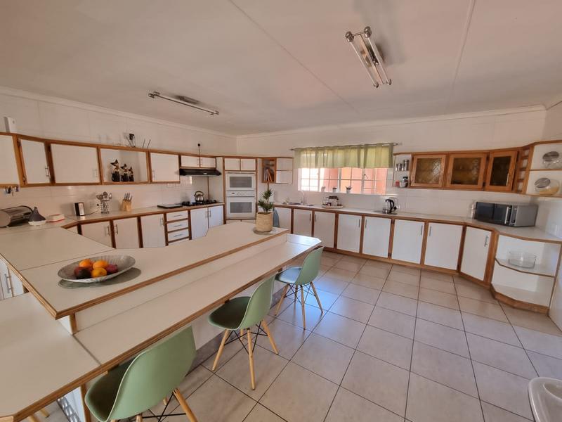 4 Bedroom Property for Sale in Rothdene Gauteng