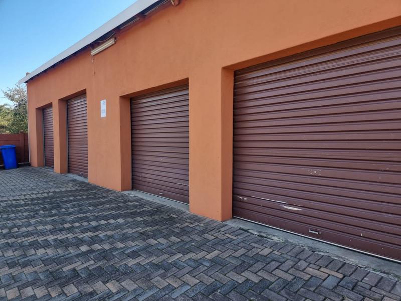 4 Bedroom Property for Sale in Rothdene Gauteng