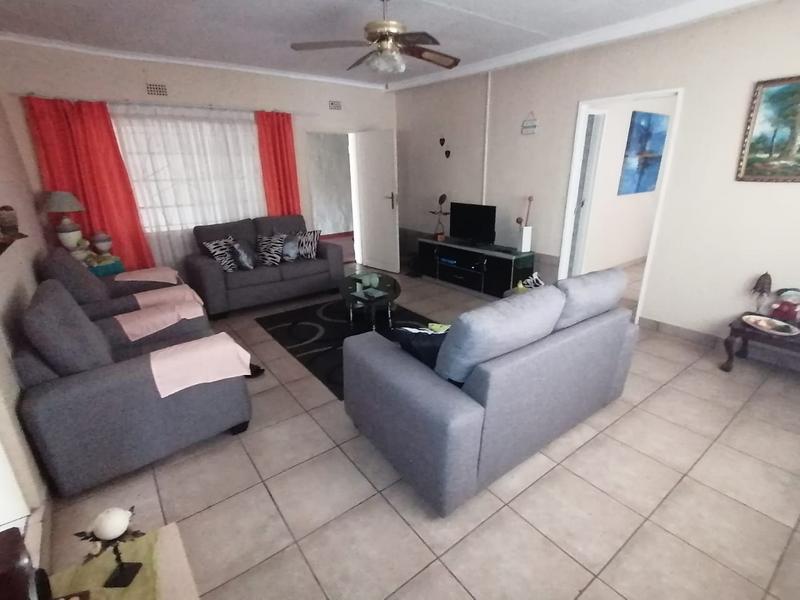 8 Bedroom Property for Sale in Daleside Gauteng