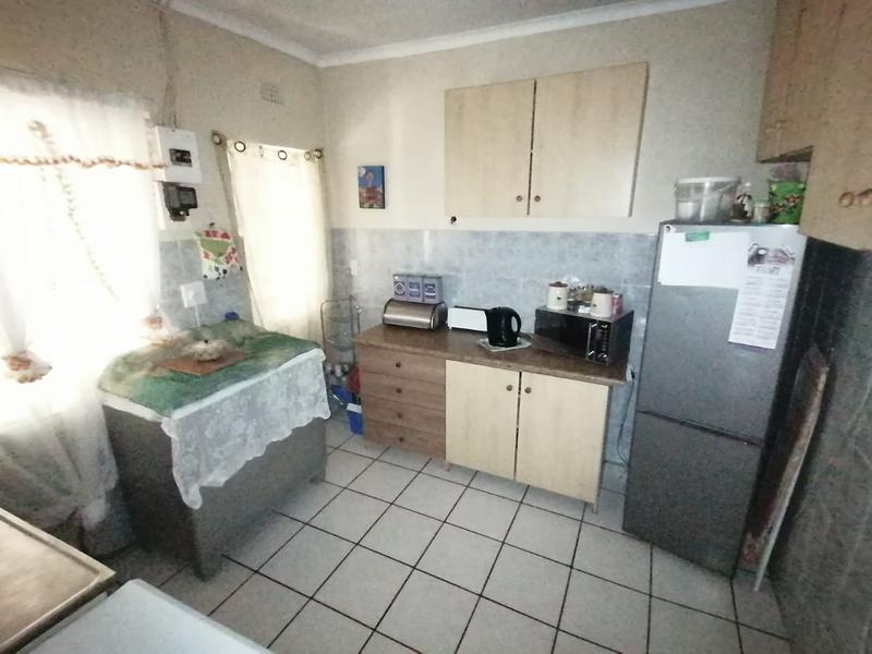 8 Bedroom Property for Sale in Daleside Gauteng