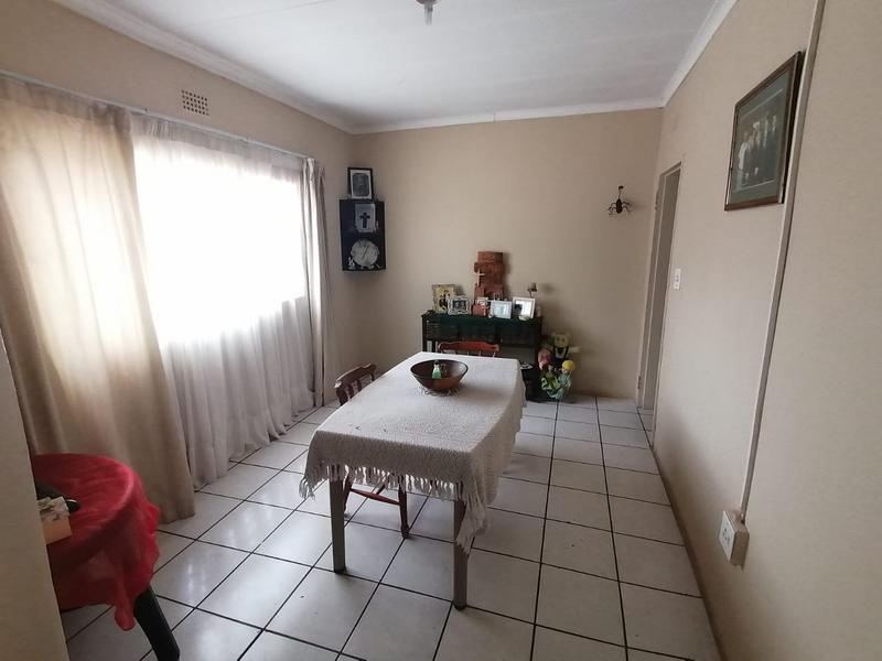 8 Bedroom Property for Sale in Daleside Gauteng
