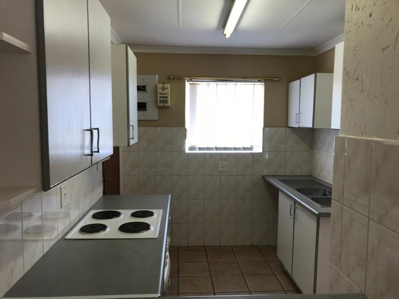 2 Bedroom Property for Sale in Vanderbijlpark SE 3 Gauteng
