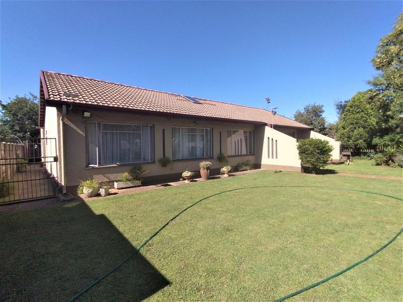 3 Bedroom Property for Sale in Vanderbijlpark SE 6 Gauteng