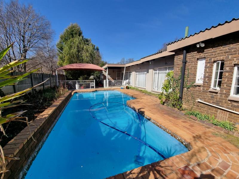 4 Bedroom Property for Sale in Vanderbijlpark SW 5 Gauteng