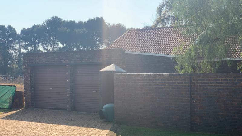 4 Bedroom Property for Sale in Bredell Gauteng