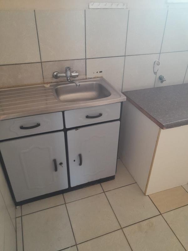 2 Bedroom Property for Sale in Rhodesfield Gauteng