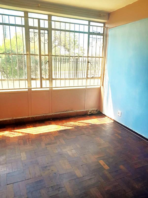 2 Bedroom Property for Sale in Rhodesfield Gauteng