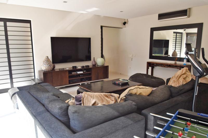 5 Bedroom Property for Sale in Sandown Gauteng