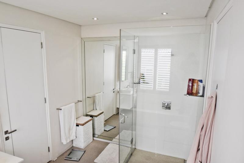 5 Bedroom Property for Sale in Sandown Gauteng