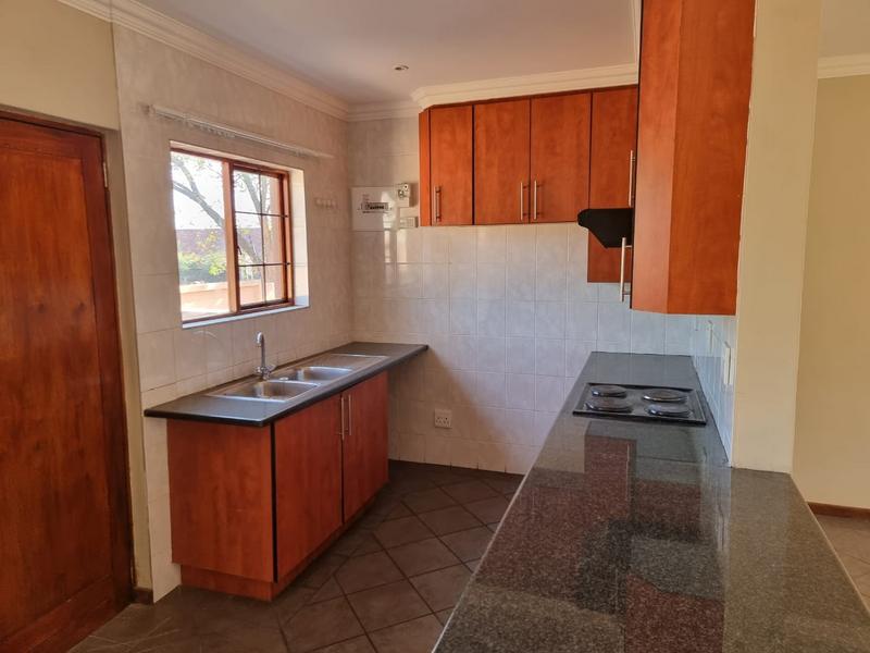 2 Bedroom Property for Sale in Rensburg Gauteng