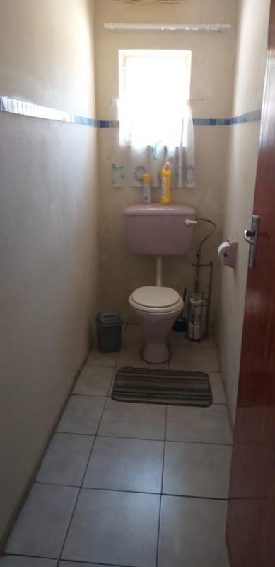 4 Bedroom Property for Sale in Rensburg Gauteng