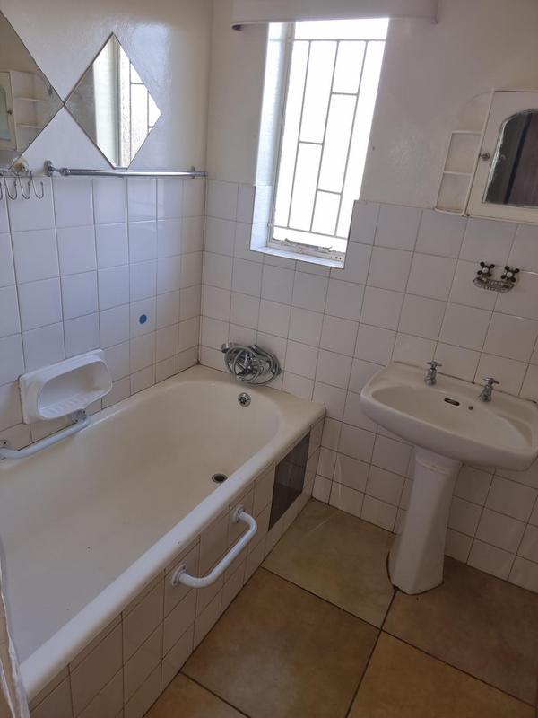 3 Bedroom Property for Sale in Rensburg Gauteng