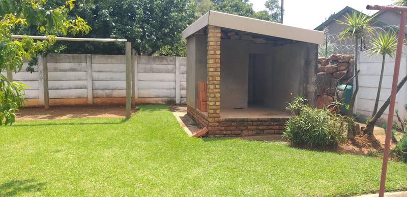 3 Bedroom Property for Sale in Rensburg Gauteng