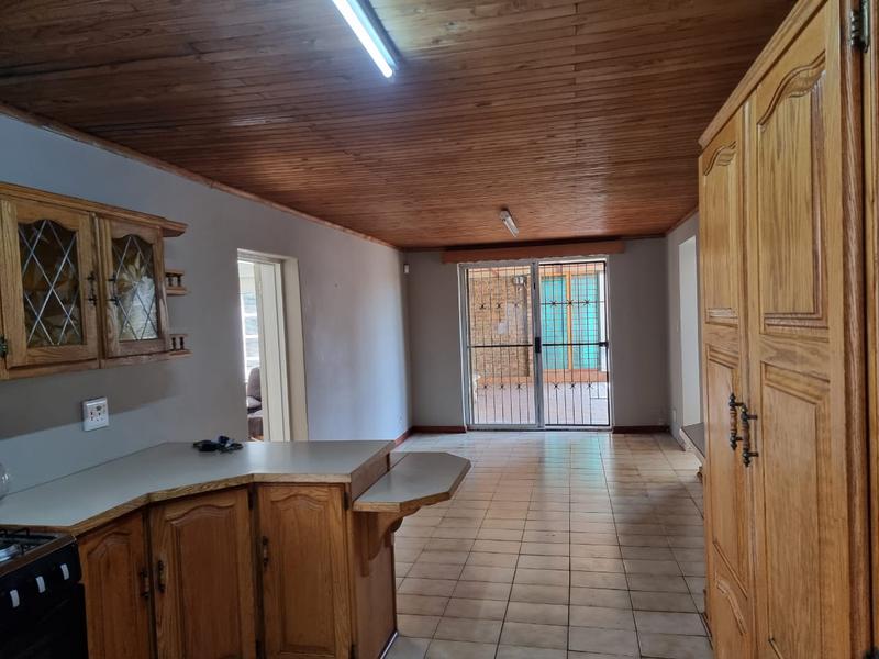 6 Bedroom Property for Sale in Heidelberg Gauteng