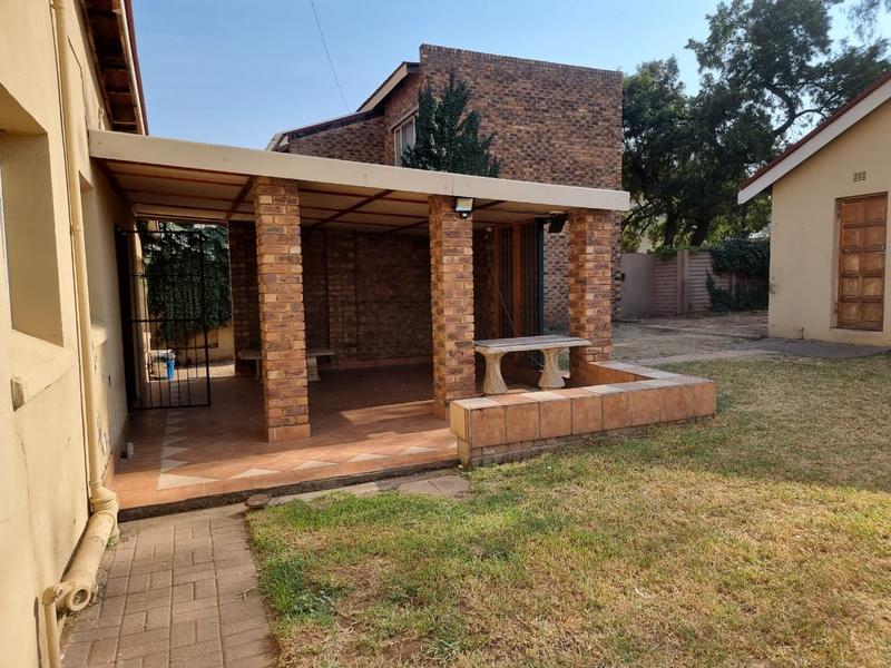 6 Bedroom Property for Sale in Heidelberg Gauteng