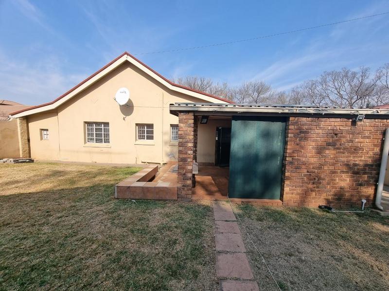 6 Bedroom Property for Sale in Heidelberg Gauteng