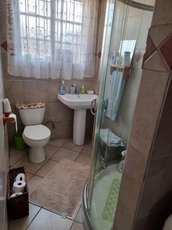 6 Bedroom Property for Sale in Heidelberg Gauteng