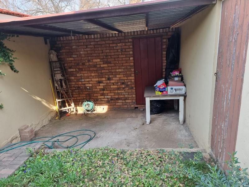 6 Bedroom Property for Sale in Heidelberg Gauteng