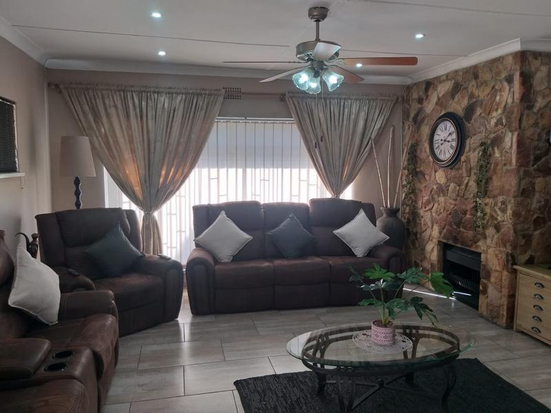 3 Bedroom Property for Sale in Heidelberg Gauteng