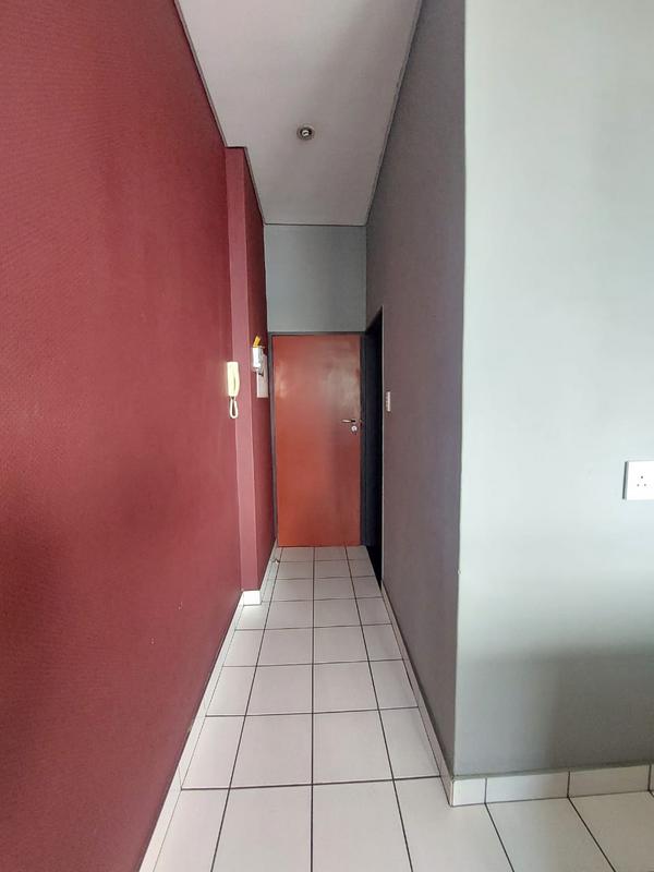 1 Bedroom Property for Sale in Braamfontein Gauteng