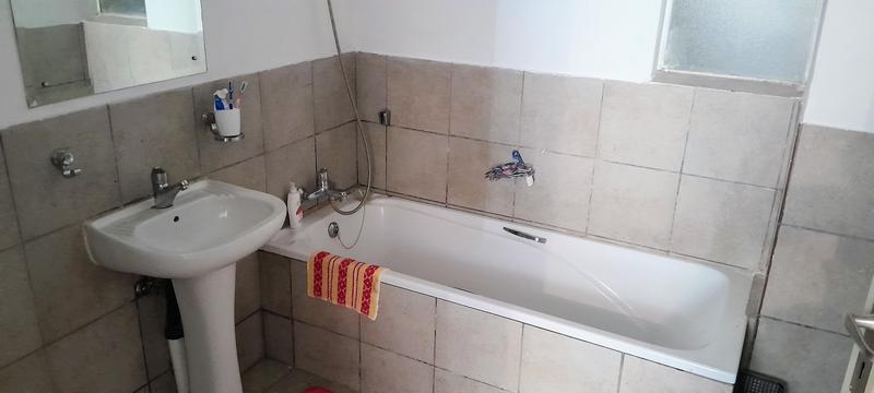 1 Bedroom Property for Sale in Braamfontein Gauteng